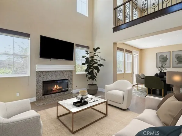 4224 Oliphant Ct, Riverside, CA 92505