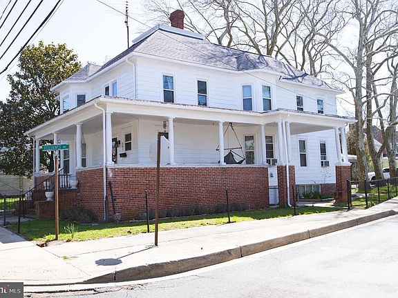 3rd image of 201 E Central Ave