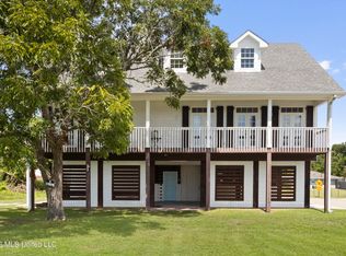 207 Saint Paul Ave, Pass Christian, MS 39571