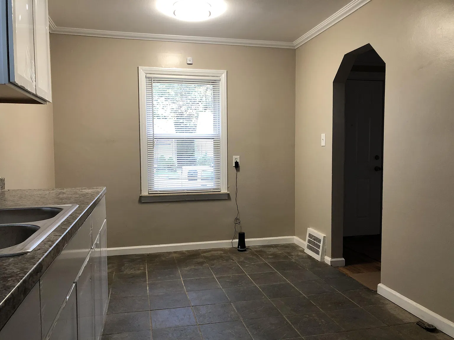 15610 Rossini Drive - - — Photo 4