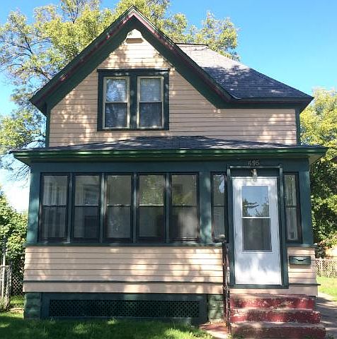 1st image of 695 Charles Ave