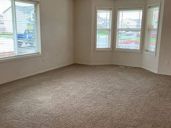 3rd image of 5103 NE 128th Ave
