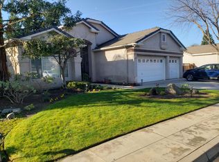 2494 Twain Ave, Clovis, CA
