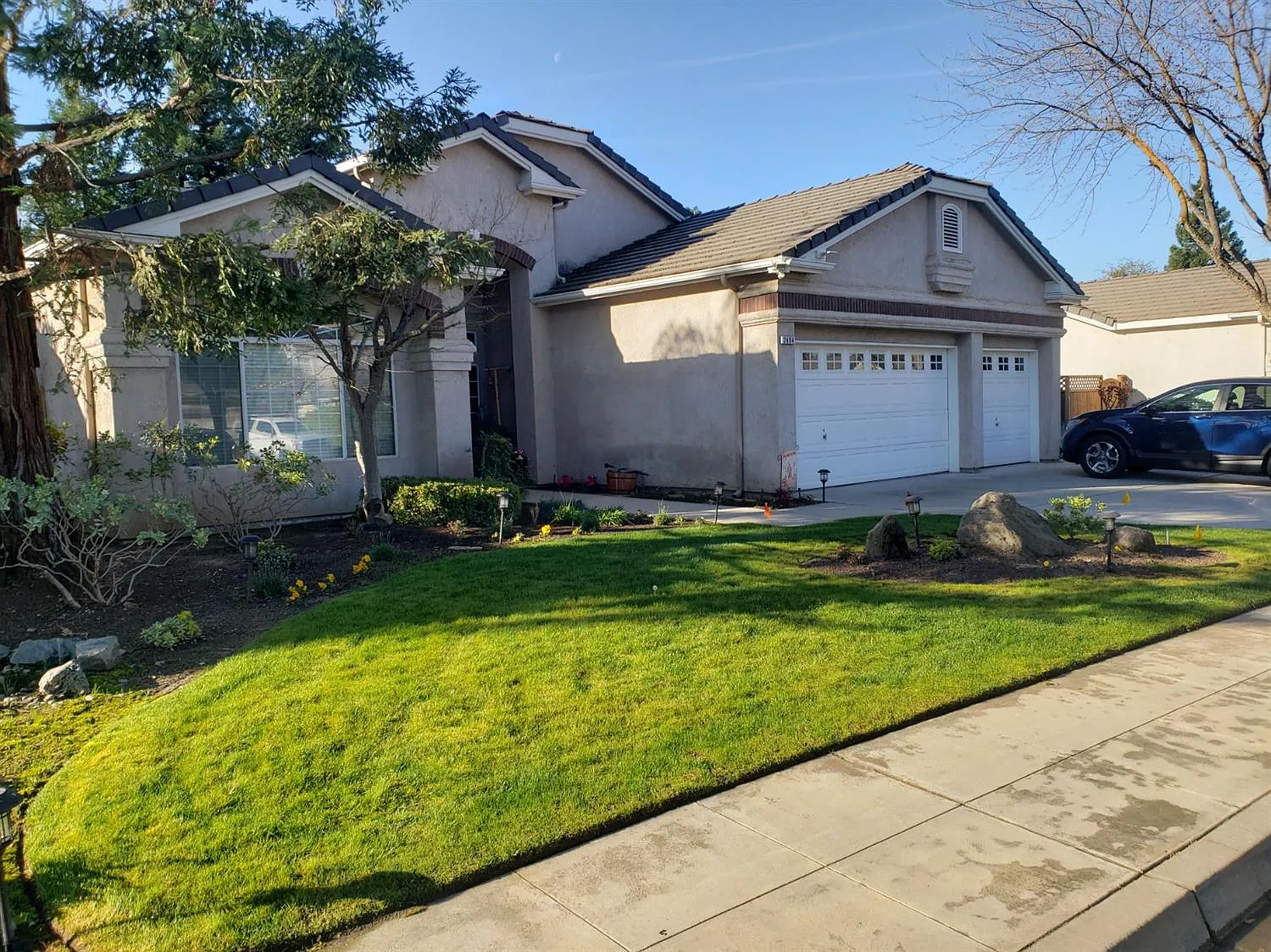 2494 Twain Ave photo 1