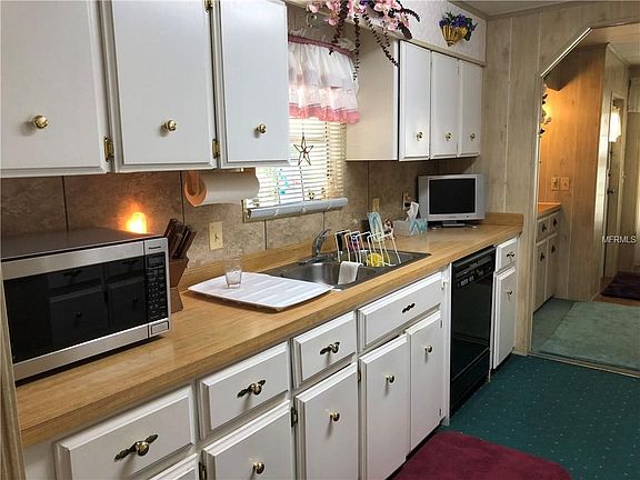 5th image of 12100 Seminole Blvd Lot 35