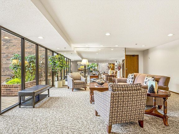 5th image of 8430 Pennsylvania Rd APT 216