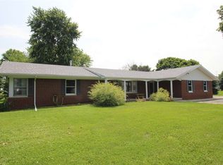 811 N Adams Ave, Fowler, IN 47944