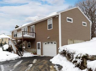 31 Crane St, Worcester, MA 01604