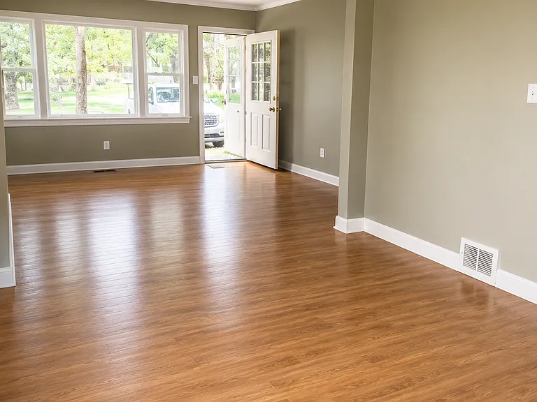 8 Laurel Ln — Photo 2