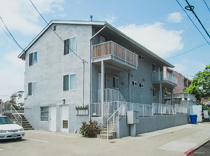 1924 Front St — Photo 11