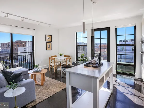 1011 M St NW Unit 903, Washington, DC 20001