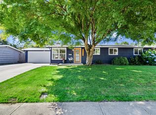 11570 SW 14th St, Beaverton, OR 97005