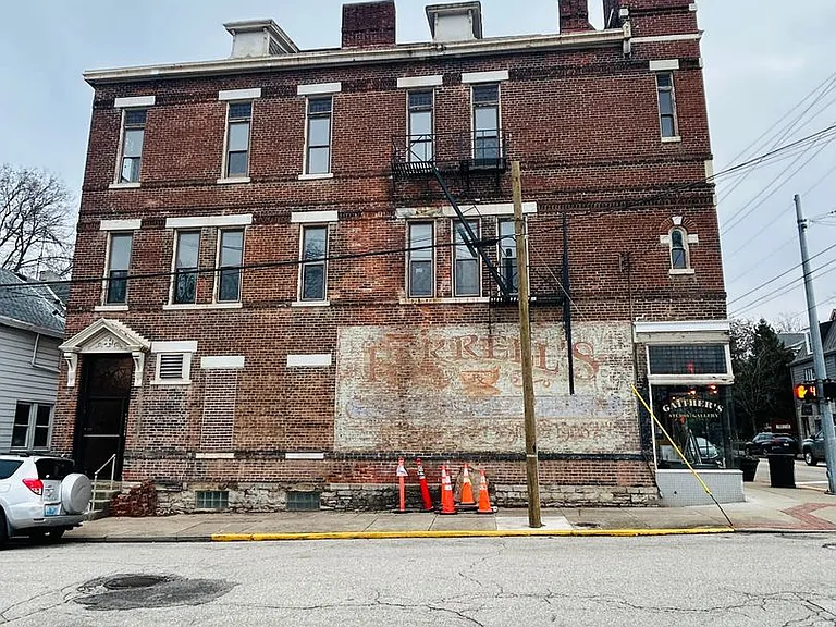336 Elm St — Photo 3