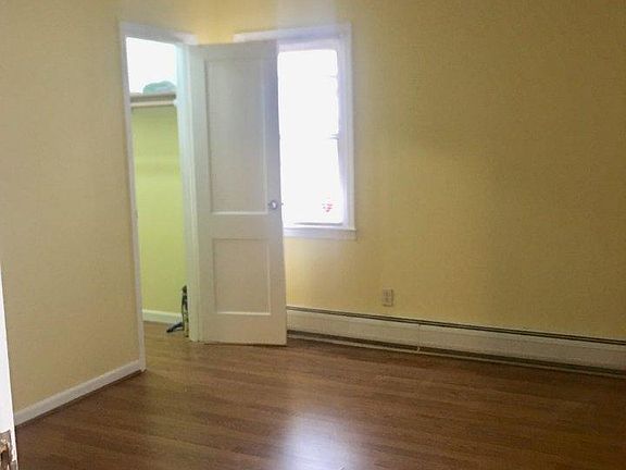 3rd image of 71 Westminster Pl #1