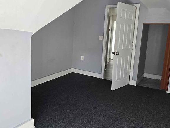 5th image of 27 Forbes St