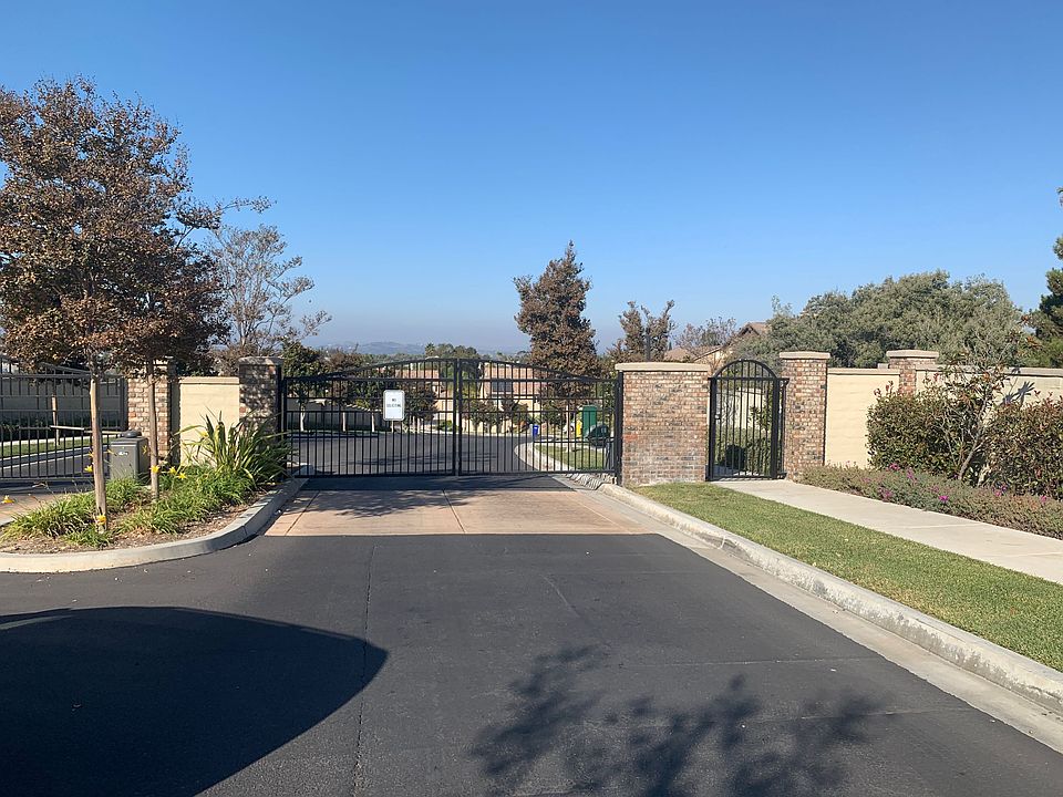 1st image of 804 Cuesta Ct