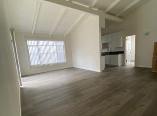 11711 Kiowa Ave #4, Los Angeles, CA 90049