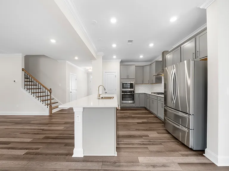 817 Hester Rd — Photo 8