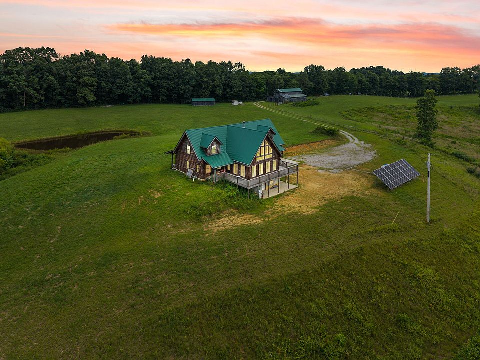 1st image of 550 Bowman Ridge Rd