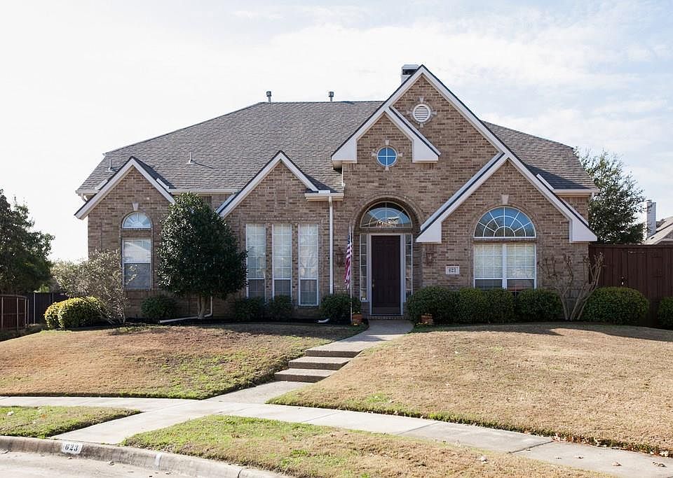1st image of 623 Clifton Ct