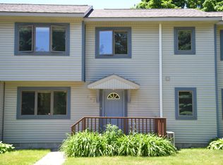 202 S Maple Ave, Gaylord, MI 49735