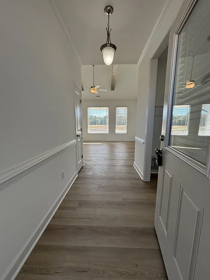3 bed, 2.0 bath, $2,100 — Photo 2