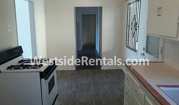 3rd image of 5918 West Blvd APT 1