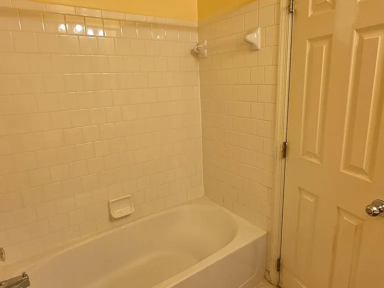 12723 Sullivan Ct — Photo 21