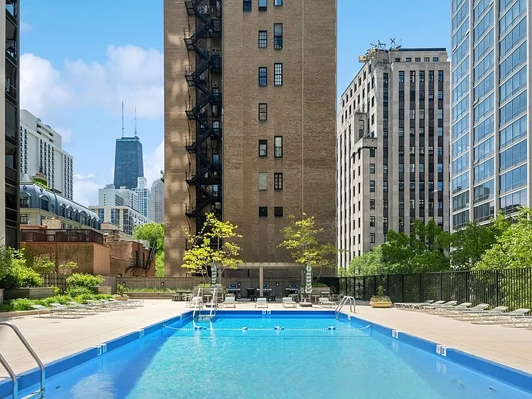 1310 N Ritchie Ct #6D — Photo 21