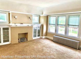 524 N 66th St, Wauwatosa, WI 53213