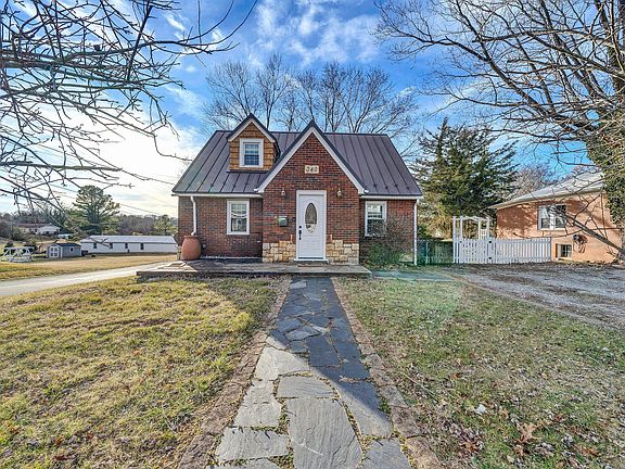 3rd image of 340 Orchard Ave