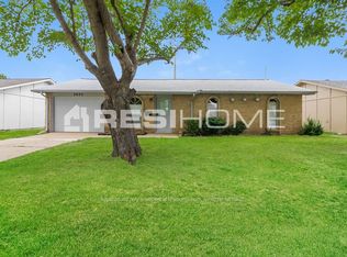 3025 W Ferndale Ln, Grand Prairie, TX 75052