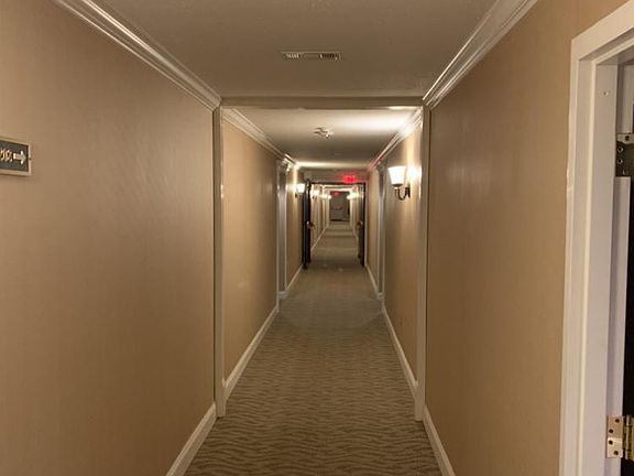 4th image of 25203 Plantation Dr NE