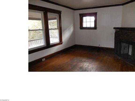 4th image of 1366 W 114th St