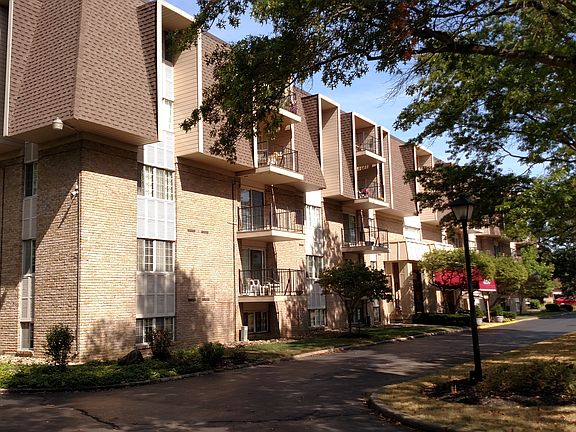 2nd image of 5200 West Blvd APT 302