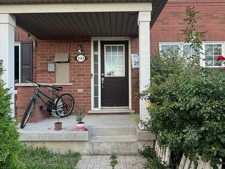 2153 Morningside Ave #UPPER — Photo 1