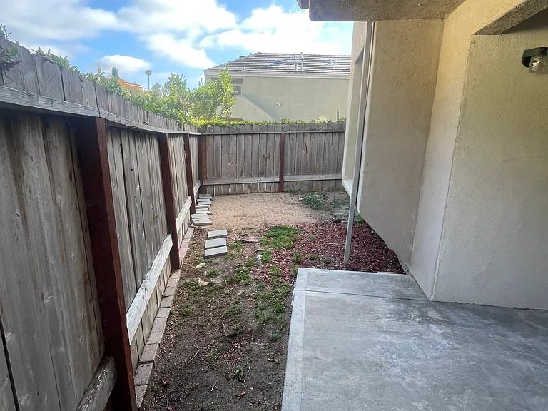 2920 Luciernaga St #103 — Photo 18