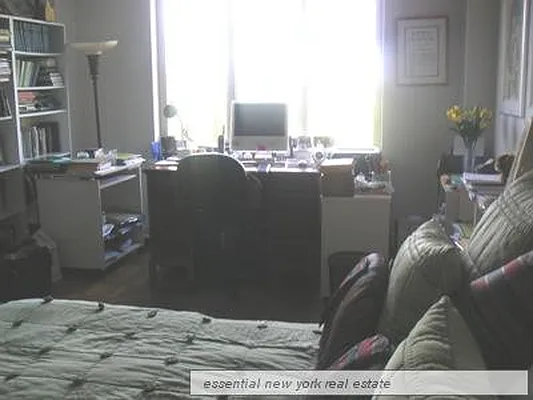 Rented by essential NEW YORK Real Estate | media 44