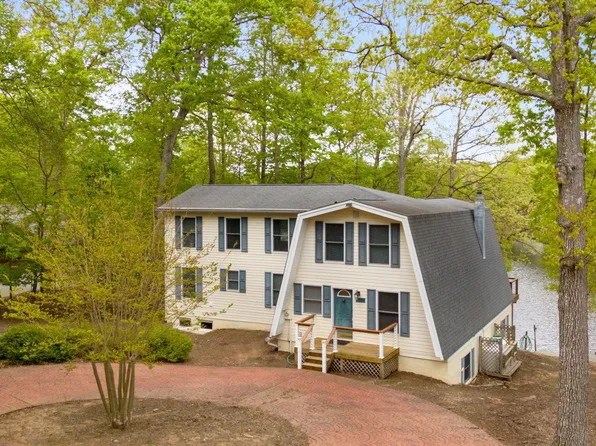 25 Amethyst Rd, Palmyra, VA 22963