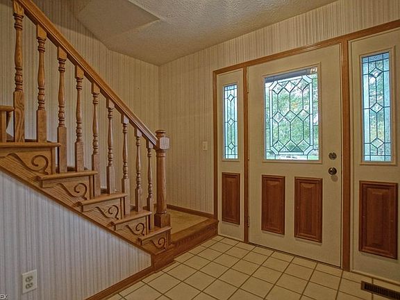 3rd image of 37202 Oneill Dr