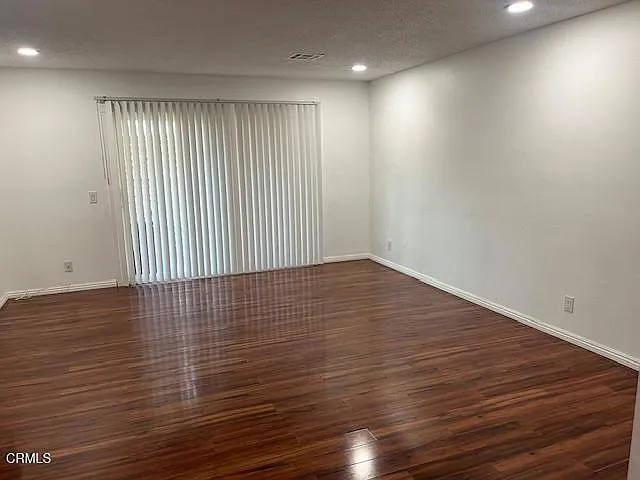 221 Rosewood St — Photo 14