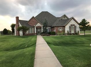 9101 Woodrow Ct, Oklahoma City, OK 73169
