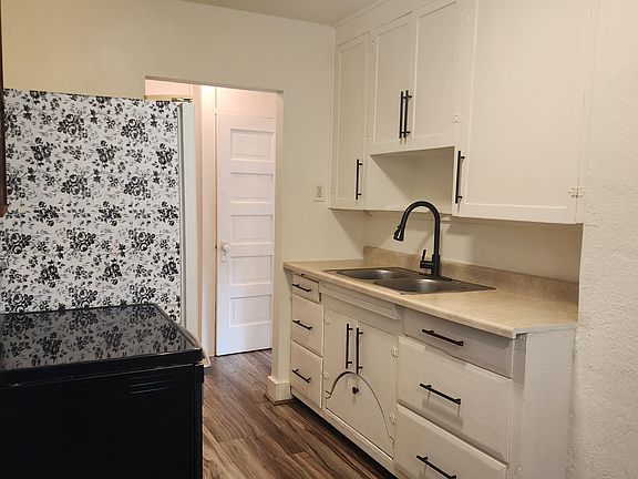 5th image of 5918B Shasta Ave #B