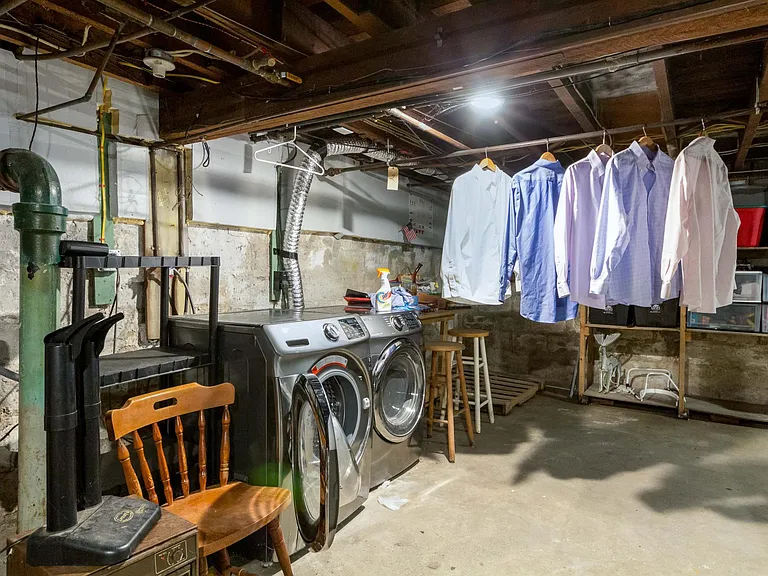 6 Adams St — Photo 41