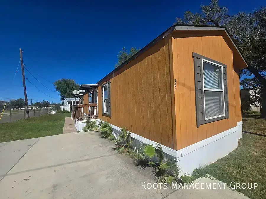 1st image of 310 Hester Ave #35