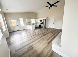 18416 W Carter Cir #B, Cedar Valley, UT 84013