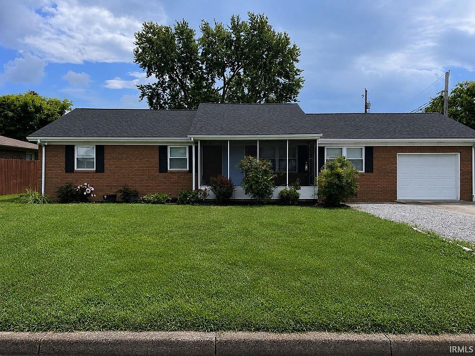1st image of 1925 Shepherd Dr