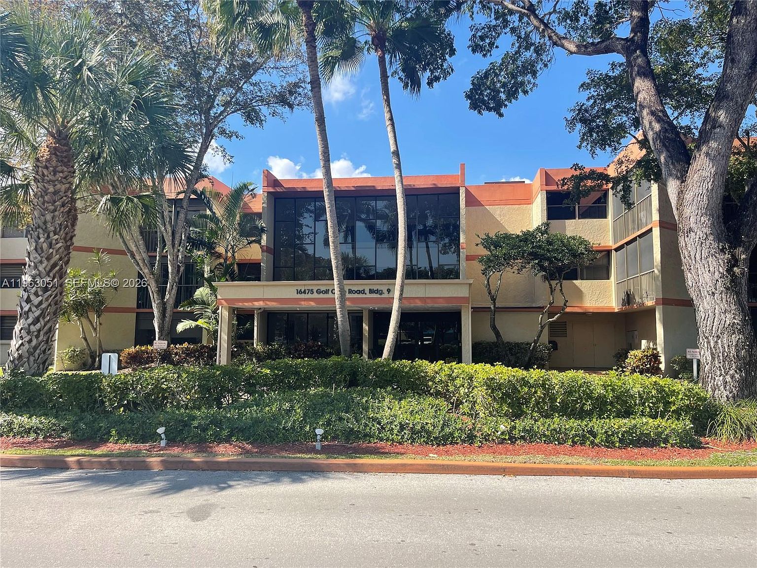 16475 Golf Club Rd APT 309