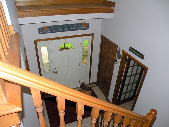 5th image of 2 Howard Dr