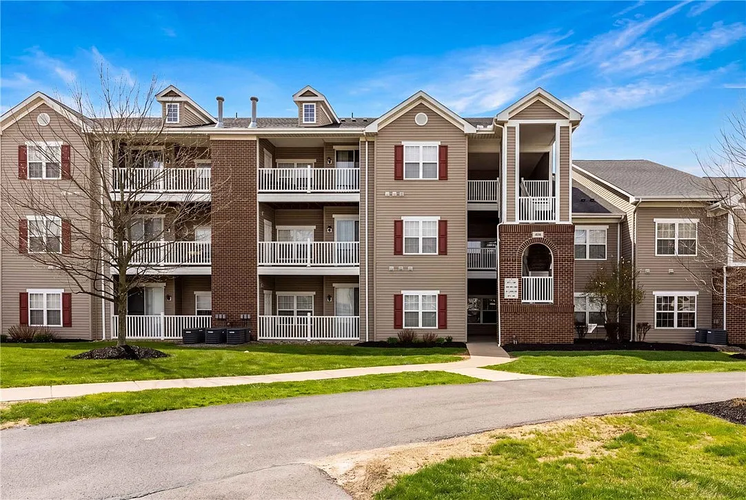 411 Stockton Rdg photo 1
